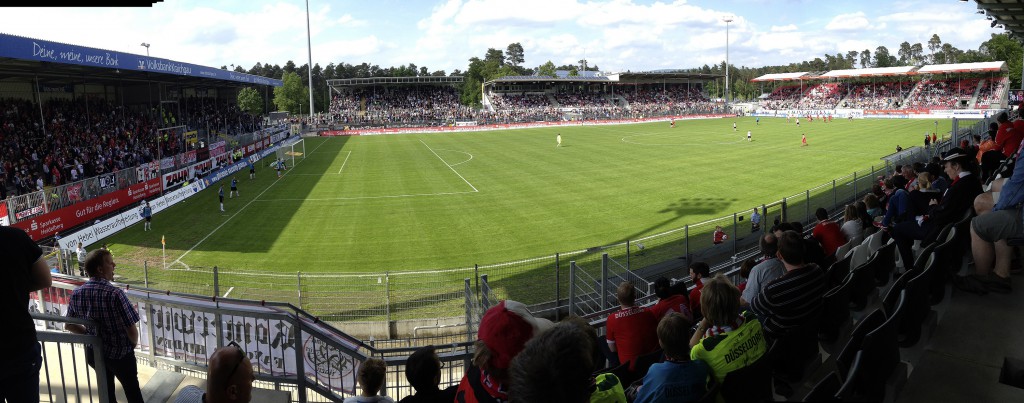 Hardtwaldstadion_2015